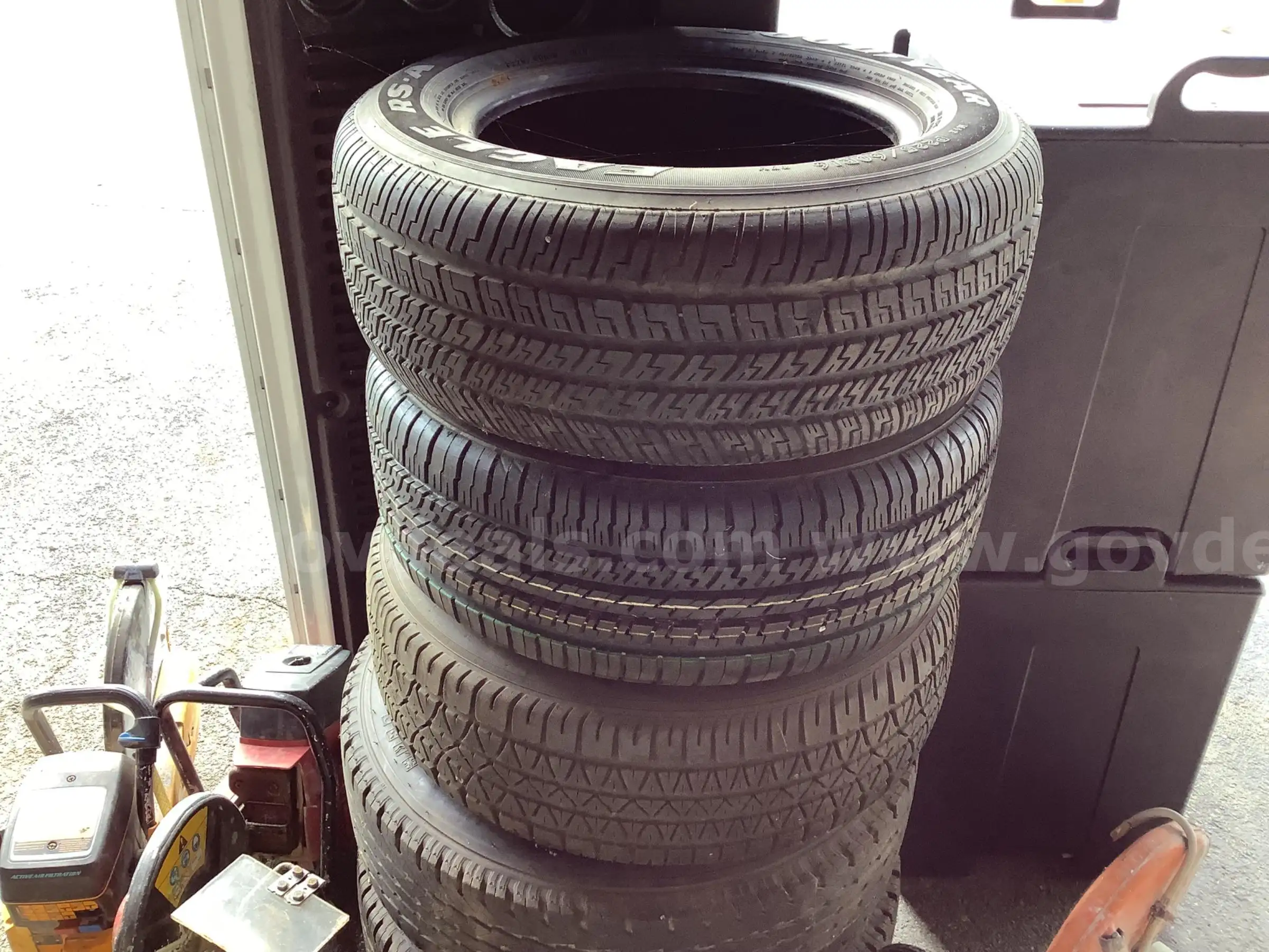 Lot of 5 Tires