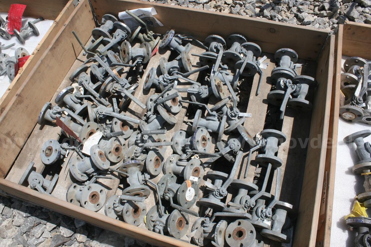 Huge Lot of New Valves