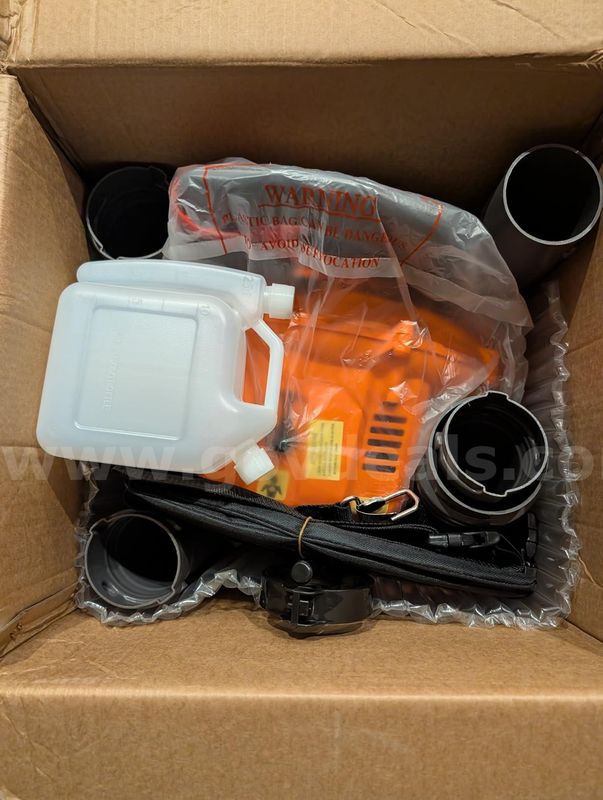 Free Shipping - NEW 52cc Gas Backpack Leaf Blower 200 MPH 550 CFM – Commercial Duty