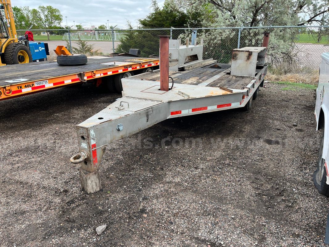 1976 Vulcan TT1518 Trailer