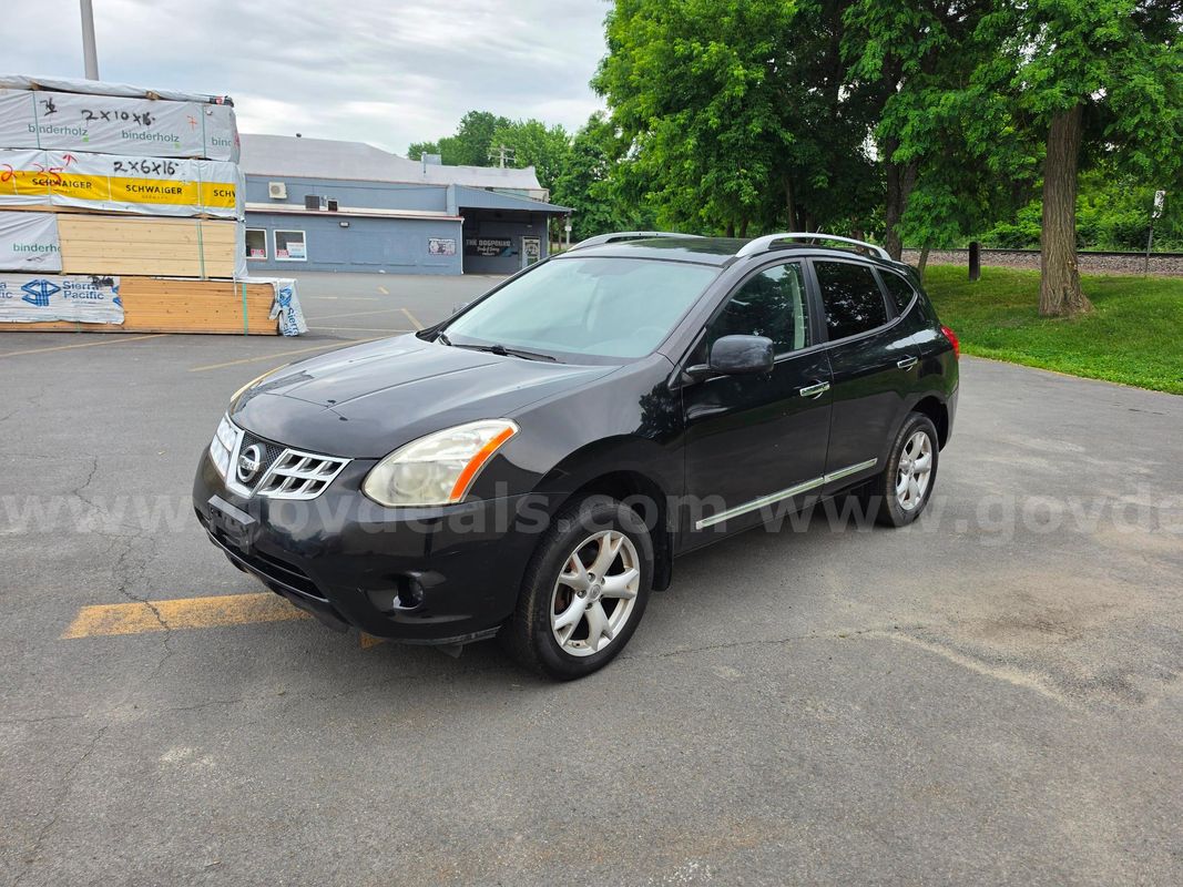 2011 Nissan Rogue SV AWD SUV 4DR 2.5L L4 w 139k miles