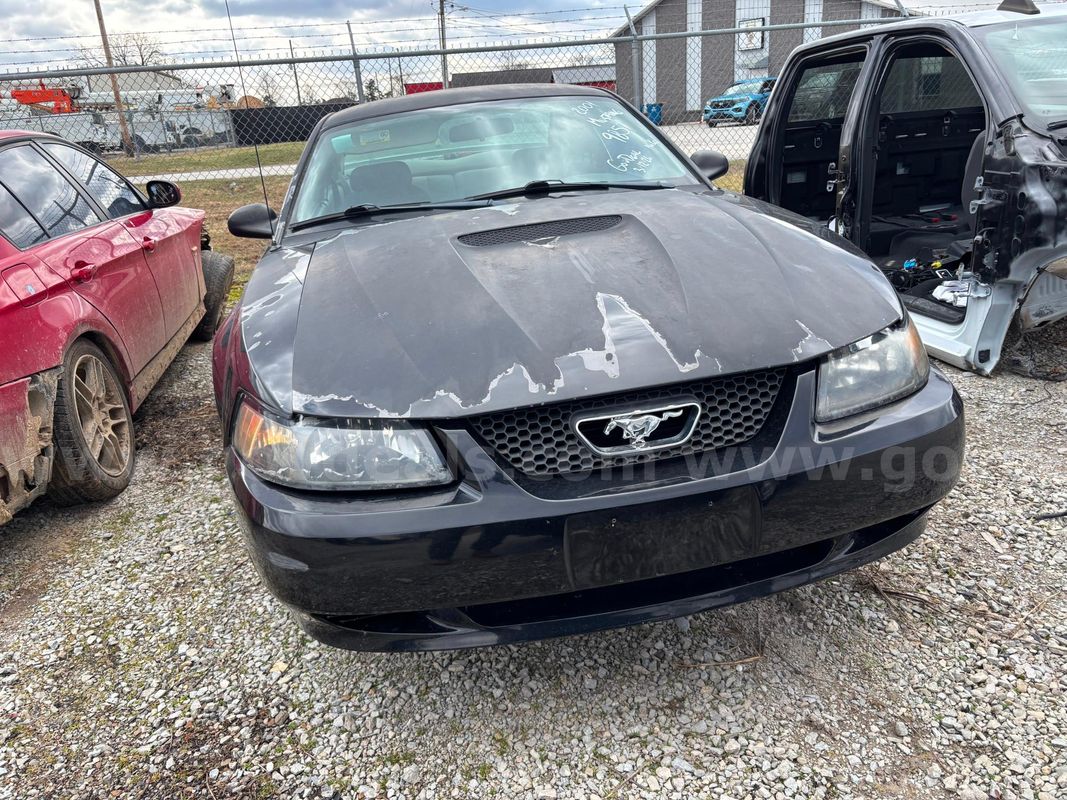 2001 Ford Mustang Coupe