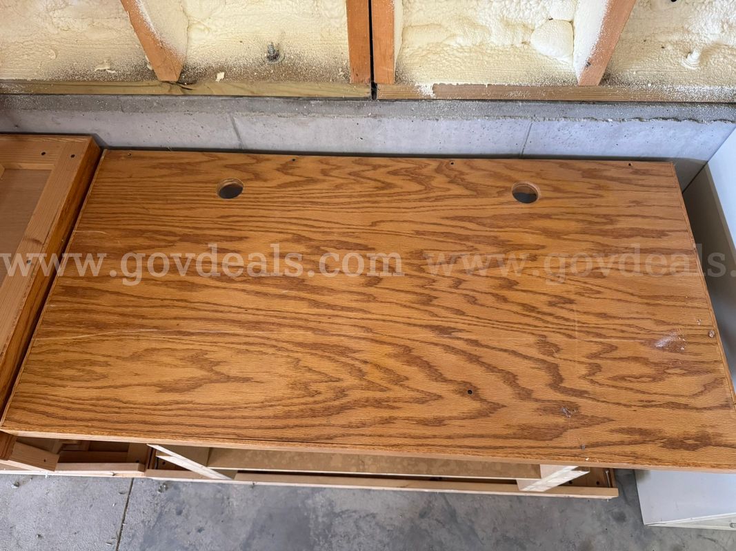 Wall Mounting Desks (Qty 6)