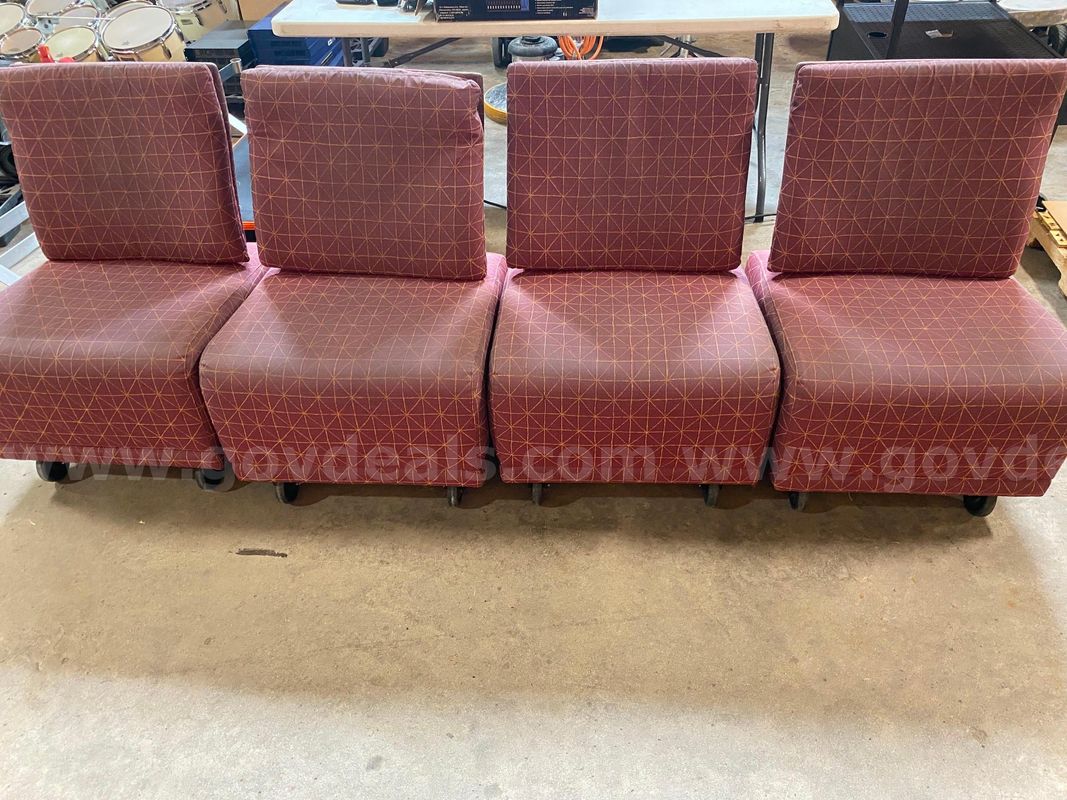 Lounge Chairs (Lot of 4)