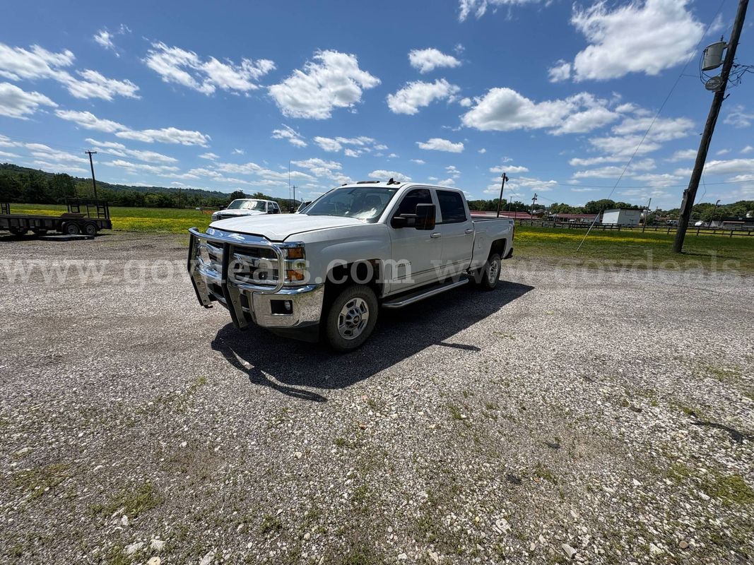2017 Chevrolet Silverado 2500 HD LT 4x4 Crew Cab Pickup
