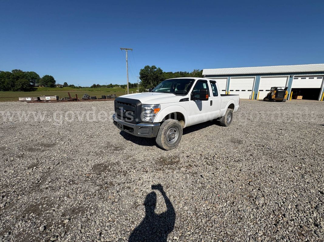 2013 Ford F-250 SD XLT 4 X 4 Super Cab Pickup
