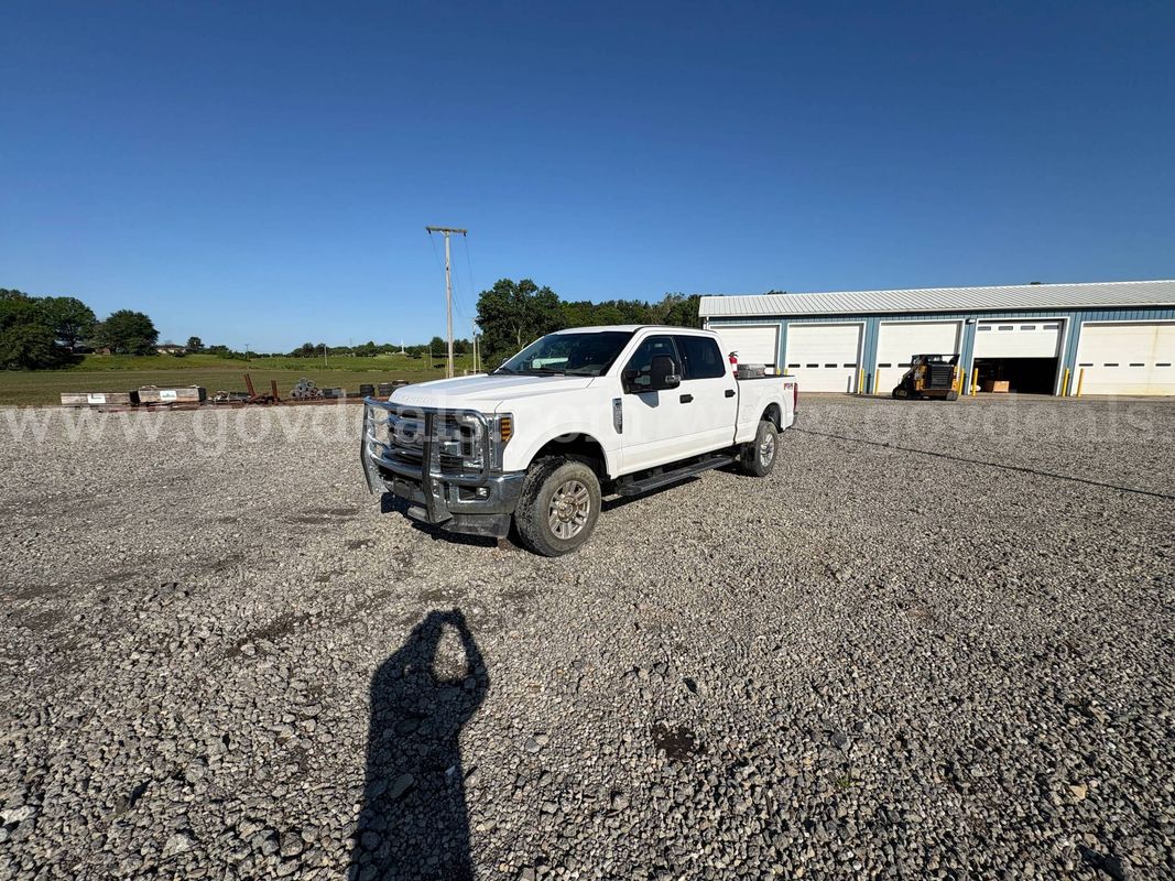 2018 Ford F-250 SD 4x4 Crew Cab Pickup