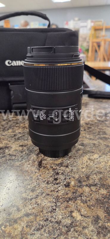 Lens Sigma 105mm DG Macro HSM