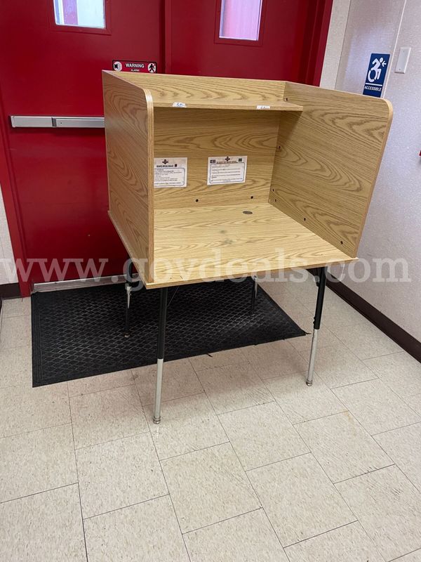 (8) Study Carrels