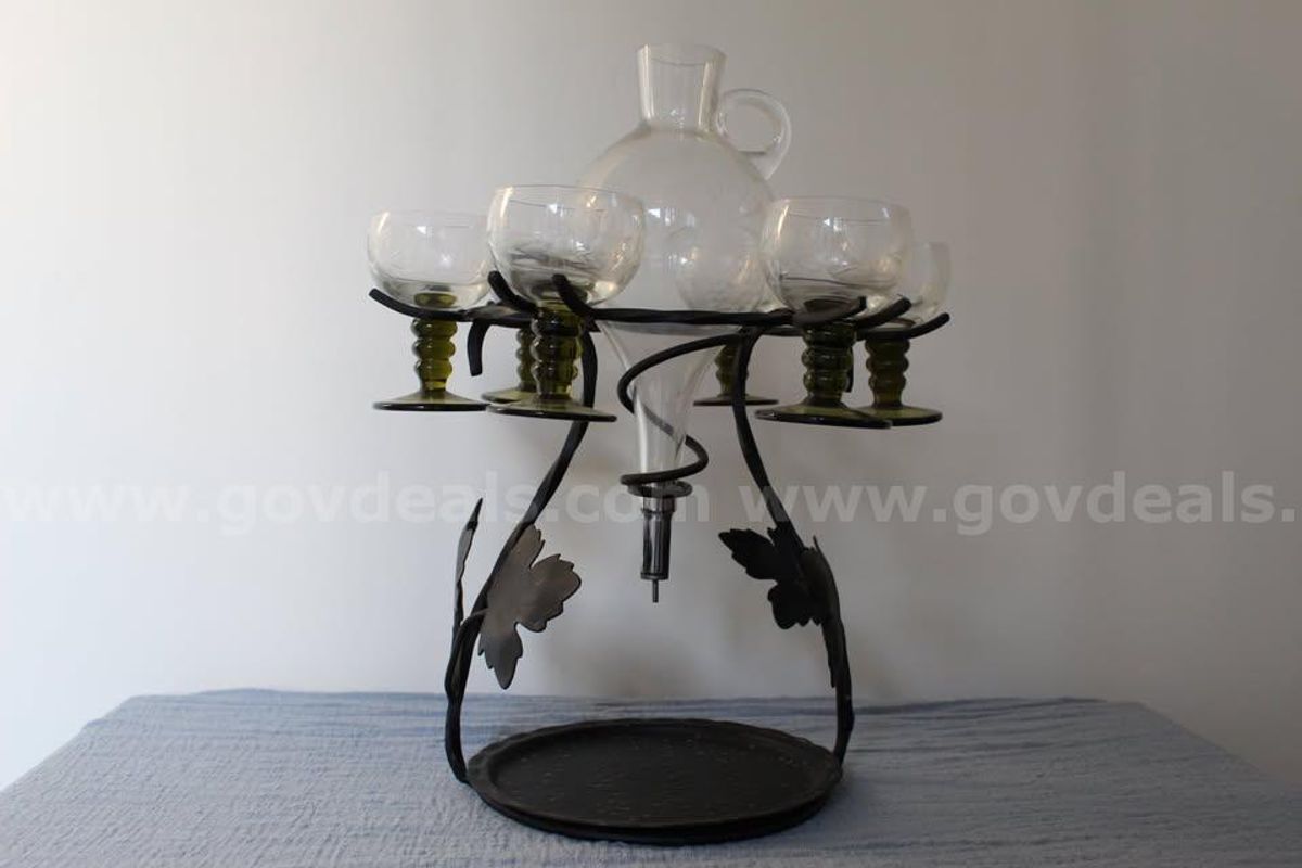 Lot of (6) 1930’s Antique Decanter and Etched Shot Glasses Set