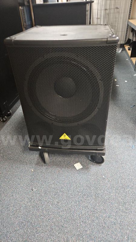Behringer Speaker on Wheels