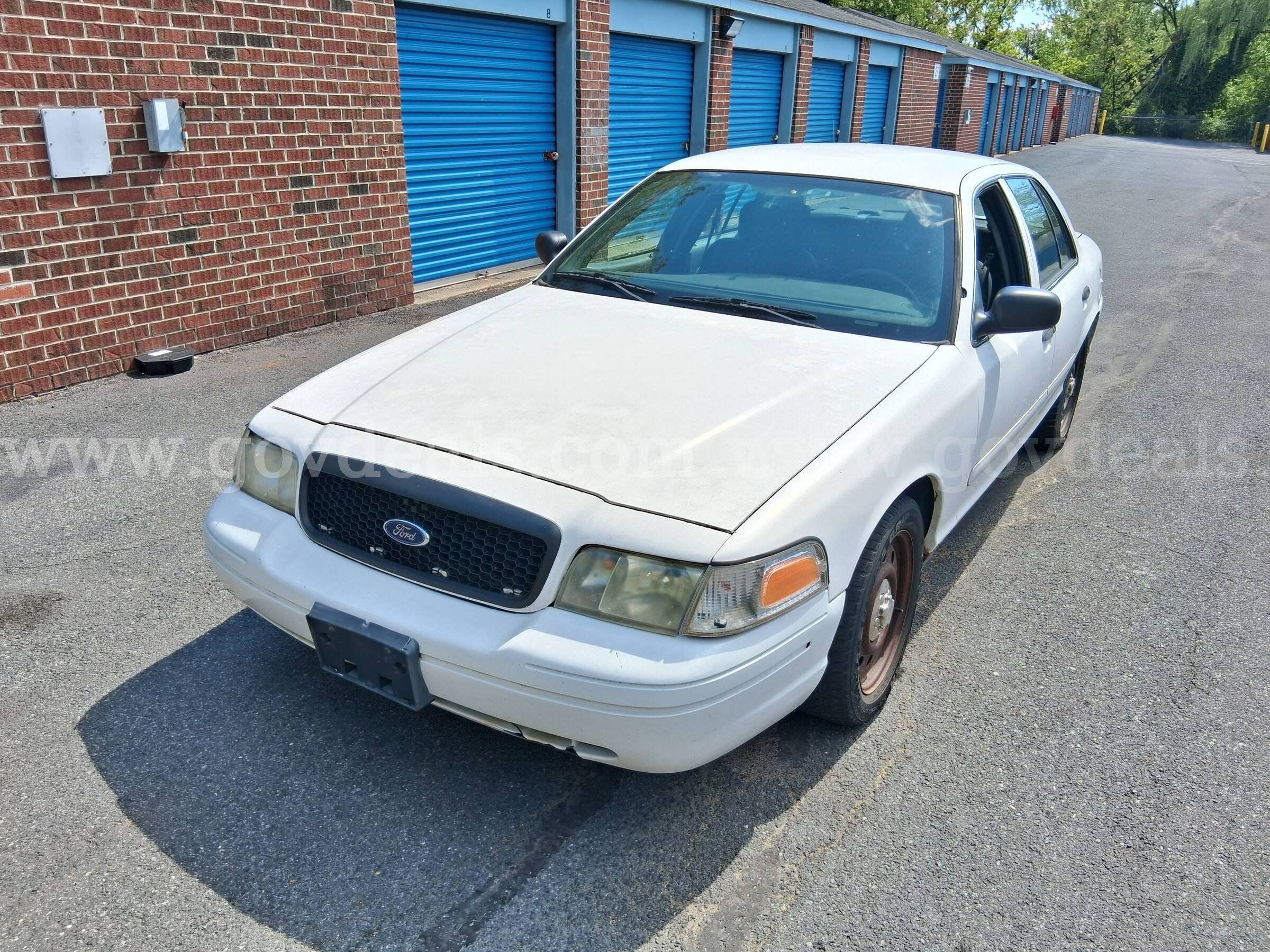2004 Ford Crown Victoria P71 Interceptor 1 Owner X5 3.27