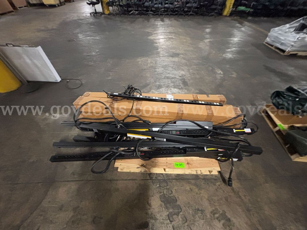 1 Pallet of PDU Power Distribution Units (PICK‑UP ONLY – NO 3RD PARTY PICK‑UP)
