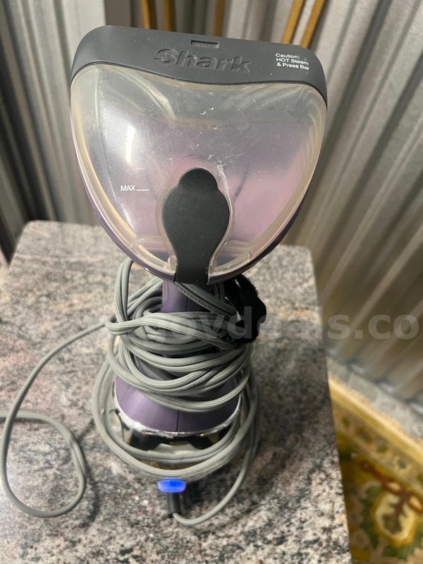 Shark Garment Steamer