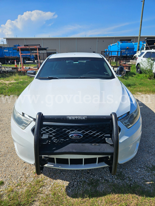 2015 Ford Taurus