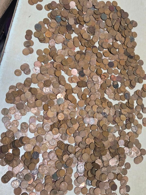 OVER 10 POUNDS OF UNSEARCHED WHEAT PENNIES! E3092
