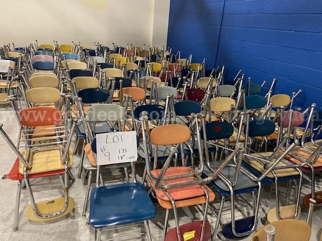 Student Chairs 18" approximately 135