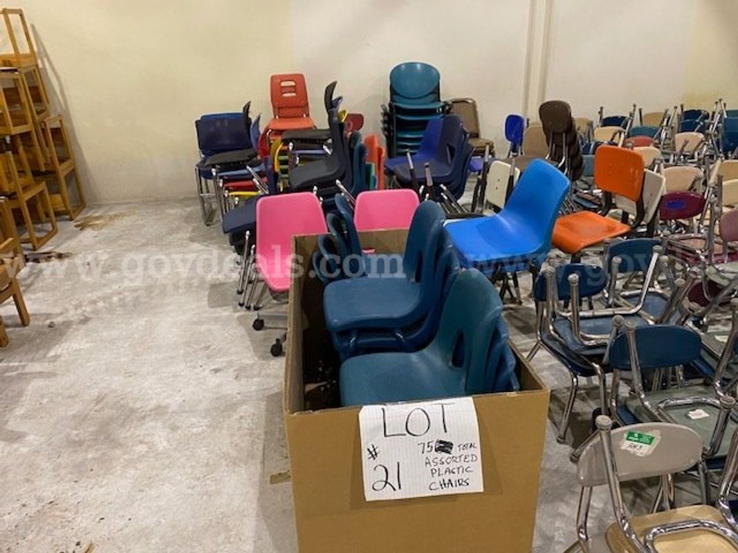Plastic Student Chairs