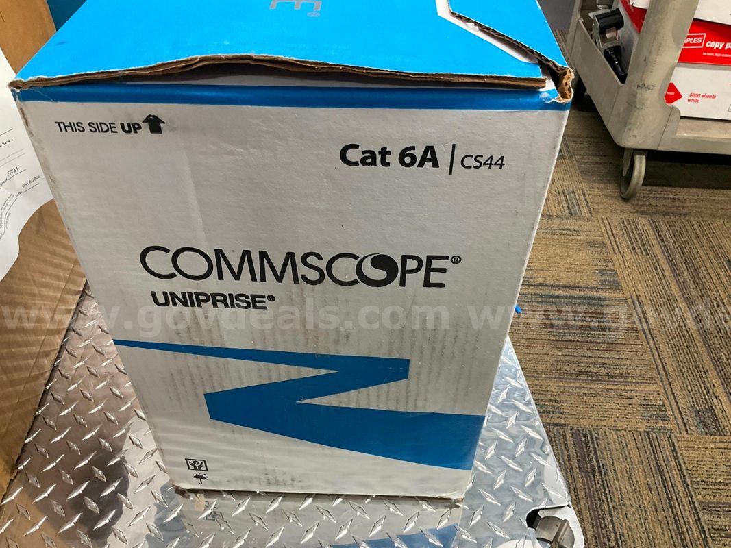 CommScope Uniprise CS44P Cat 6A Plenum Cable 1000FT Blue CMP U/UTP UN874035114/10