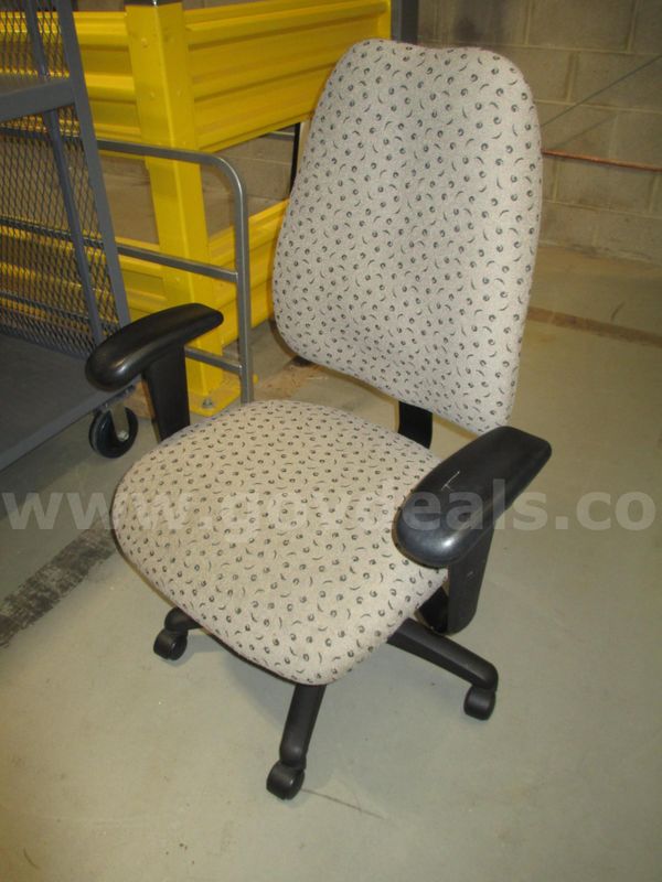 Sit on it chair w/ casters and arms