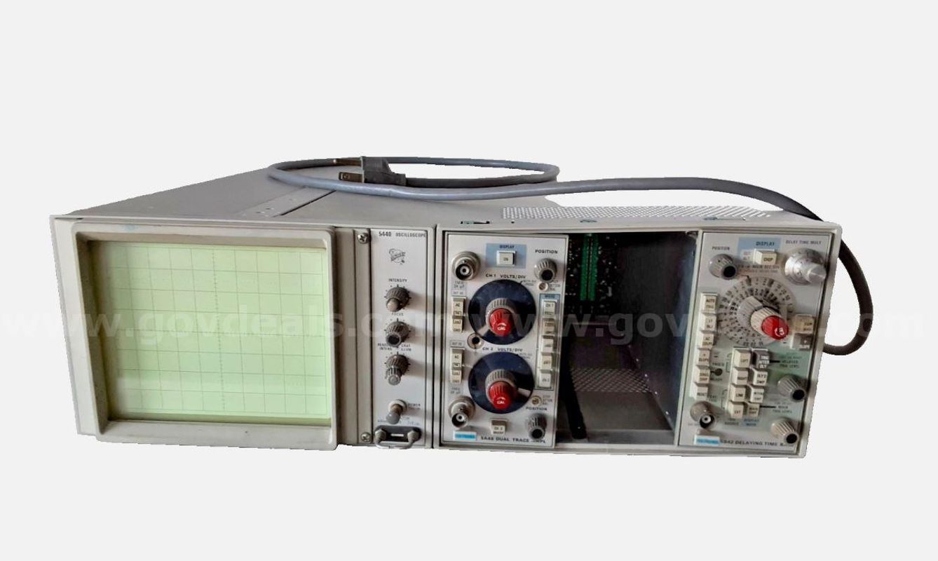 Tektronix 5440 Analog Oscilloscope