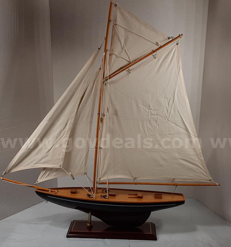 Handcrafted Historical Pen Duick Wooden Sailing Boat Model Decor 8423