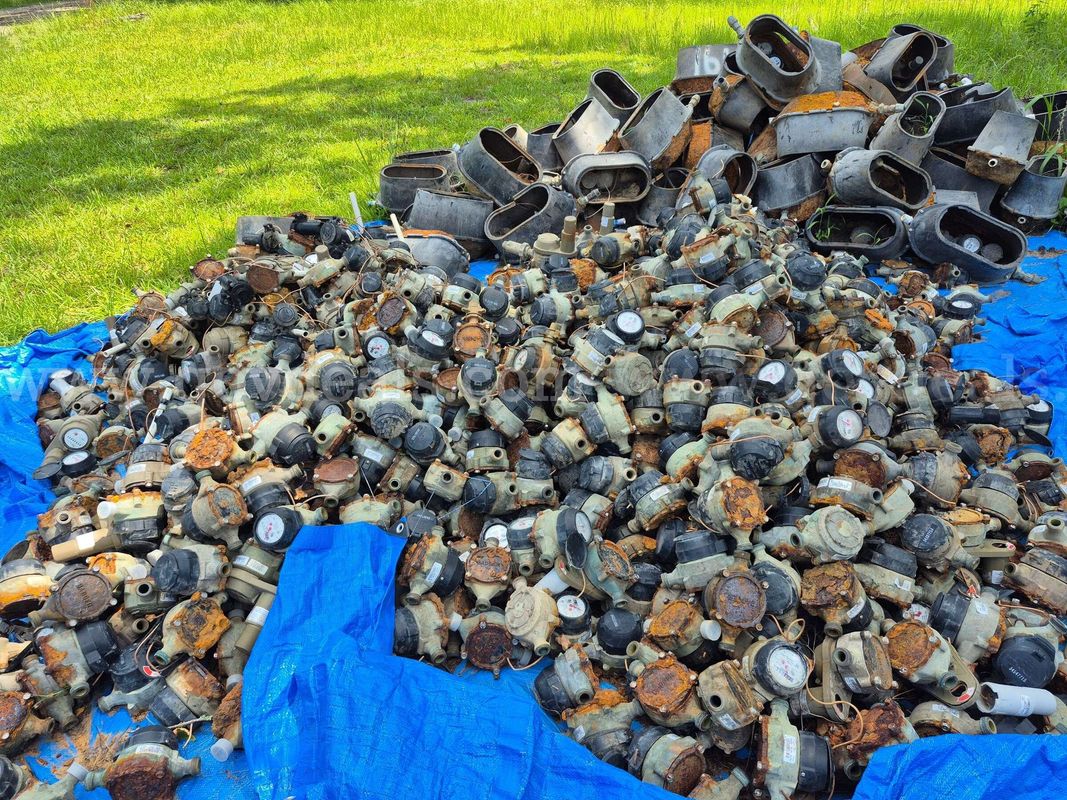 1 Lot of Approximately 1,371 Water Meters
