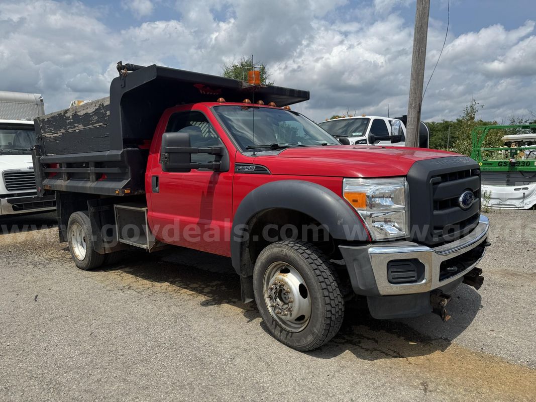 2015 Ford F-550 Dump Truck *Non Running*