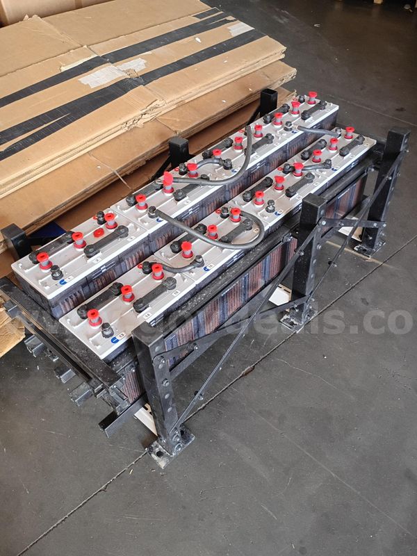 Lead Acid Battery Bank