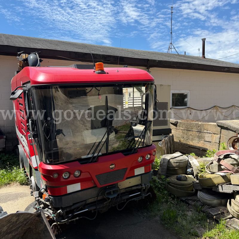 RAVO Street Sweeper