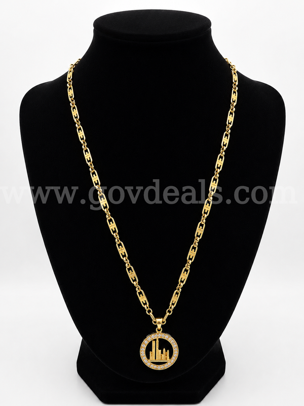 Beautiful, 20” Mariner Necklace W/ Twin Tower Replica Pendant 24K real Gold Plated
