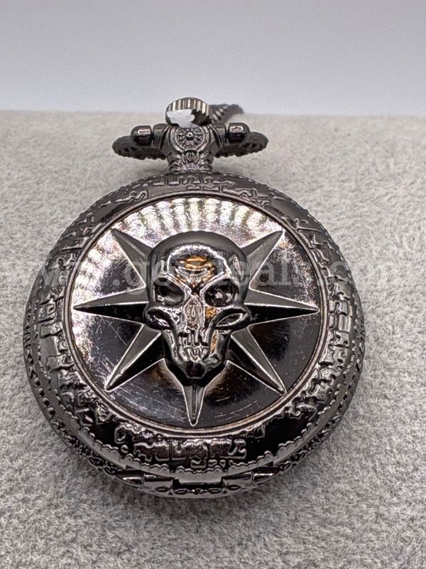 Skull Pocket Watch. FREE SHIPPING W/ BUY IT NOW!