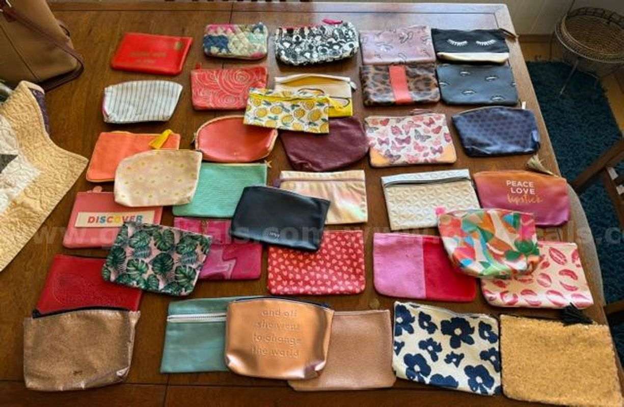Large Collection, (36), Ispy, Cosmetic Bags