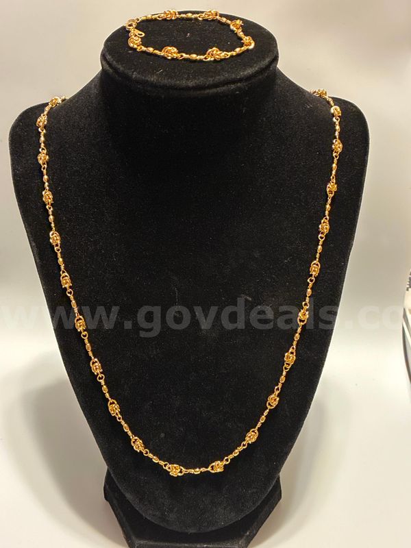 Cute Flower Link Necklace & Bracelet SET! 24K Real Gold Filled.