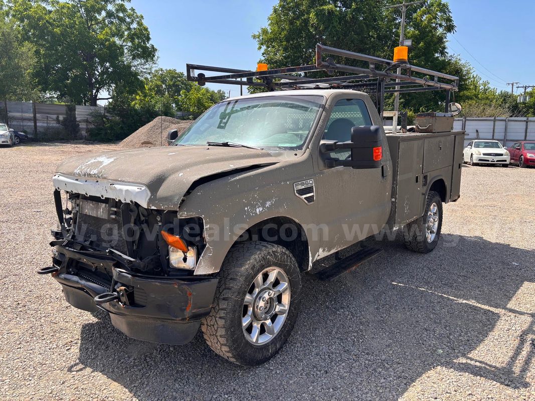 2008 Ford F-350 SD XL 4WD