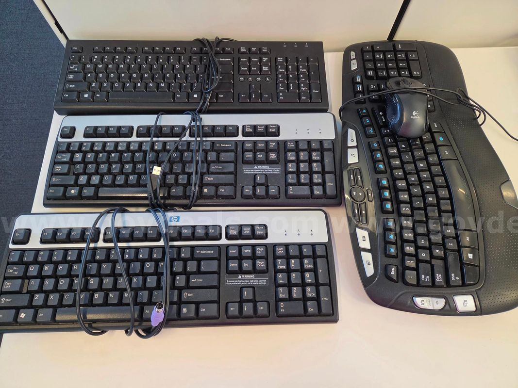 Lot Of 12 Laptop Computers & 1 Desk Top Computer—All Without Hard Drives