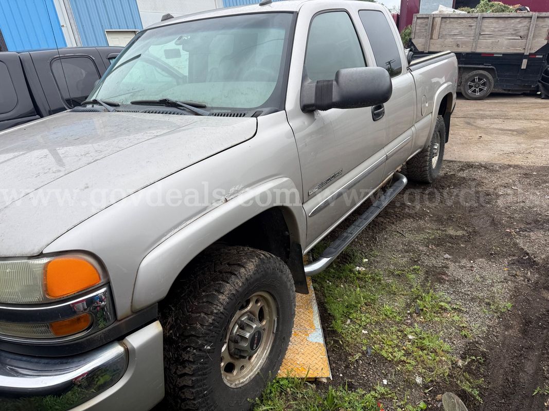 2004 GMC Sierra 2500HD