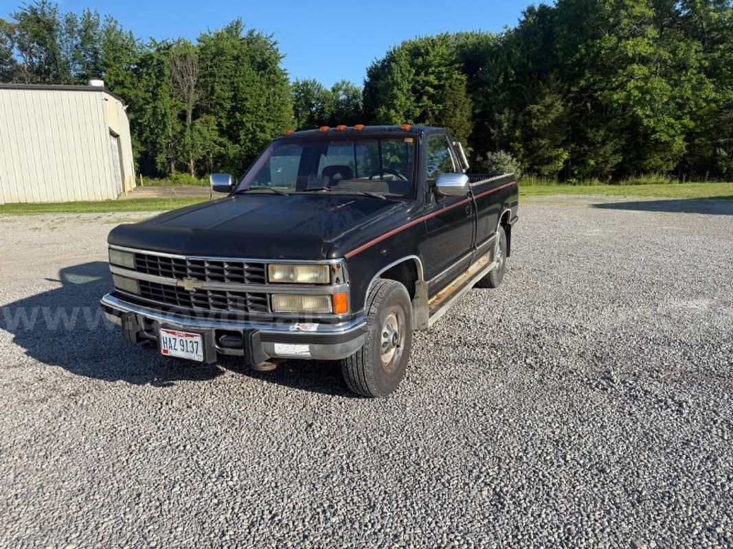 1992 Chevrolet C/K 2500 Reg. Cab 8-ft. Bed 2WD