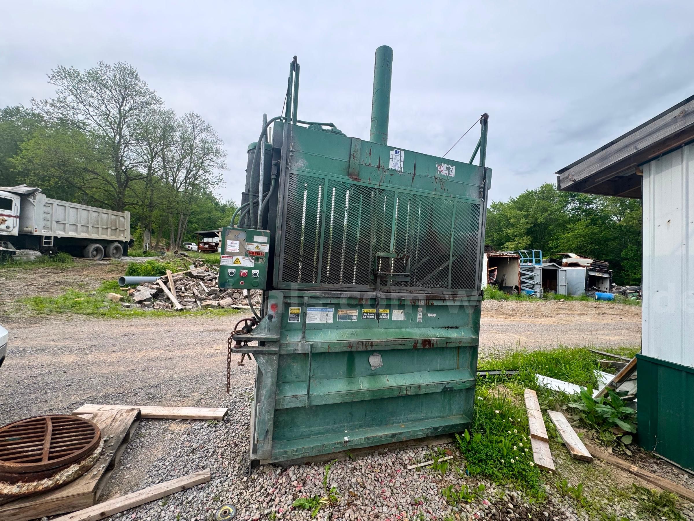 Vertical Baler Cardboard Compactor Good Working Condition When Removed from Service