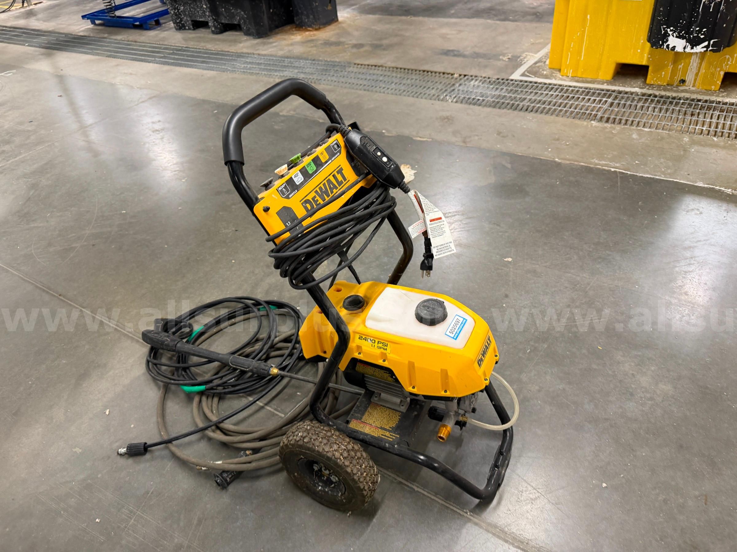 DeWALT Portable Pressure Washer