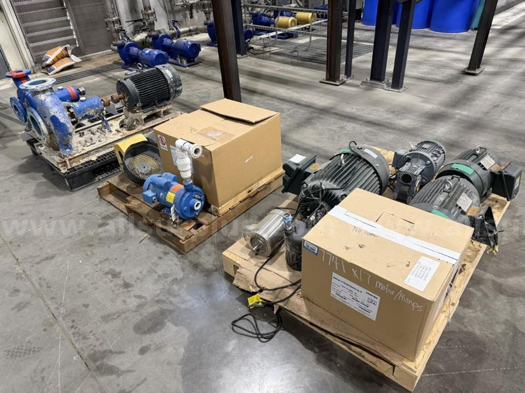 Electric Motors and Pumps, Centrifugal and Submersible, 20HP to 0.5HP, Qty 17