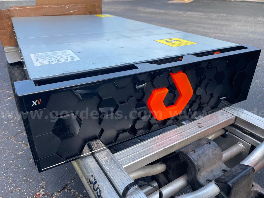 PURESTORAGE FlashArray IIX 20 R3 Storage Array *No Solid State Drives*