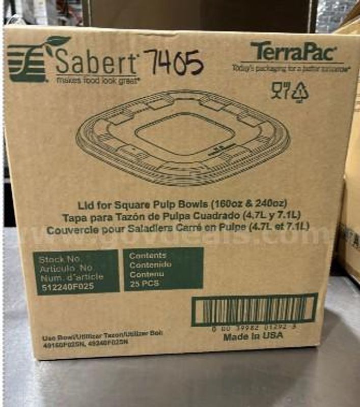 LOT of 29 Cases of Lid Flat Square: For 160oz & 240 oz Pulp Bowls