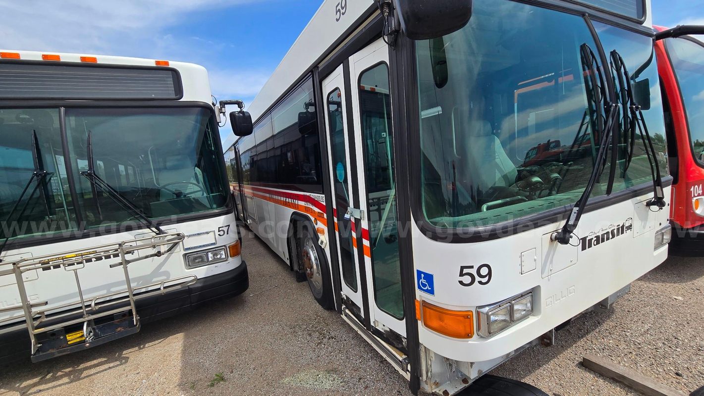 2007 40' Gillig Low Floor transit bus