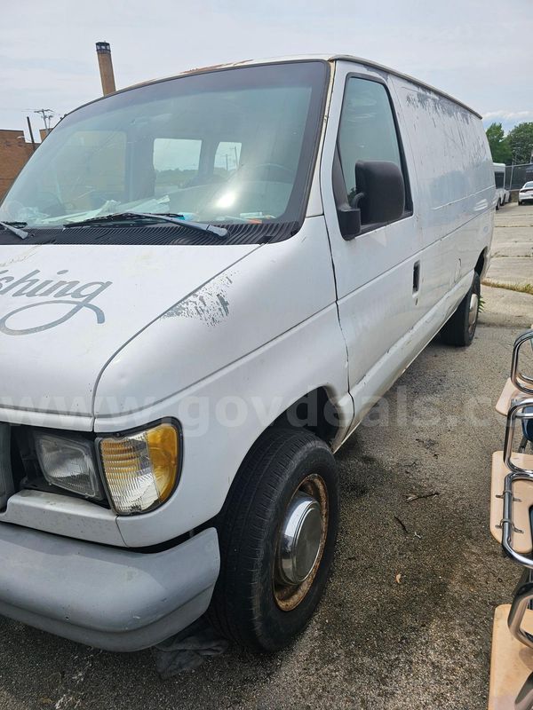 1997 Ford Econoline (ABANDON VEHICLE) (NO KEYS AND NO TITLE)