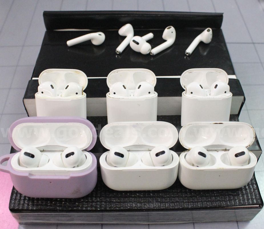 (6) Sets of Apple Air Pods/etc., Approximately 1 lb., #35546