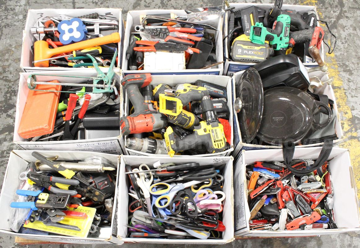 1 Skid of Assorted Hand Tools/Power Tools/Knives/Multi-tools/Etc., #35566, **PICK UP ONLY**SKID NOT INCLD*