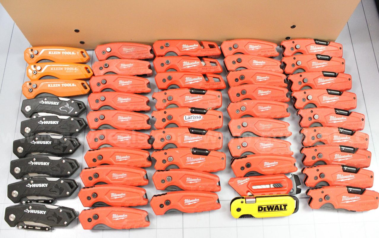 Approximately 11 lbs. of Assorted Box Cutters/Utility Knives, #35686