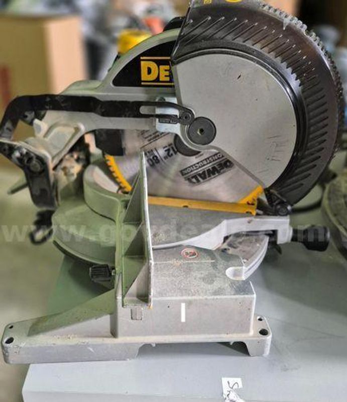 Compound Miter Saw (222445 BT)