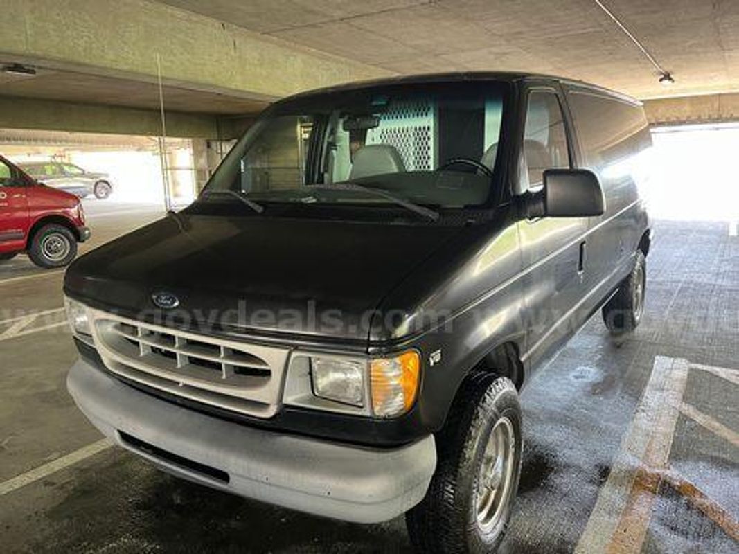 1999 Ford Econoline(222357 TM)